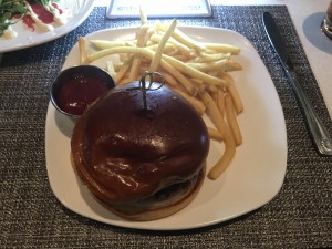 ãã³ãã¼ã¬ã¼