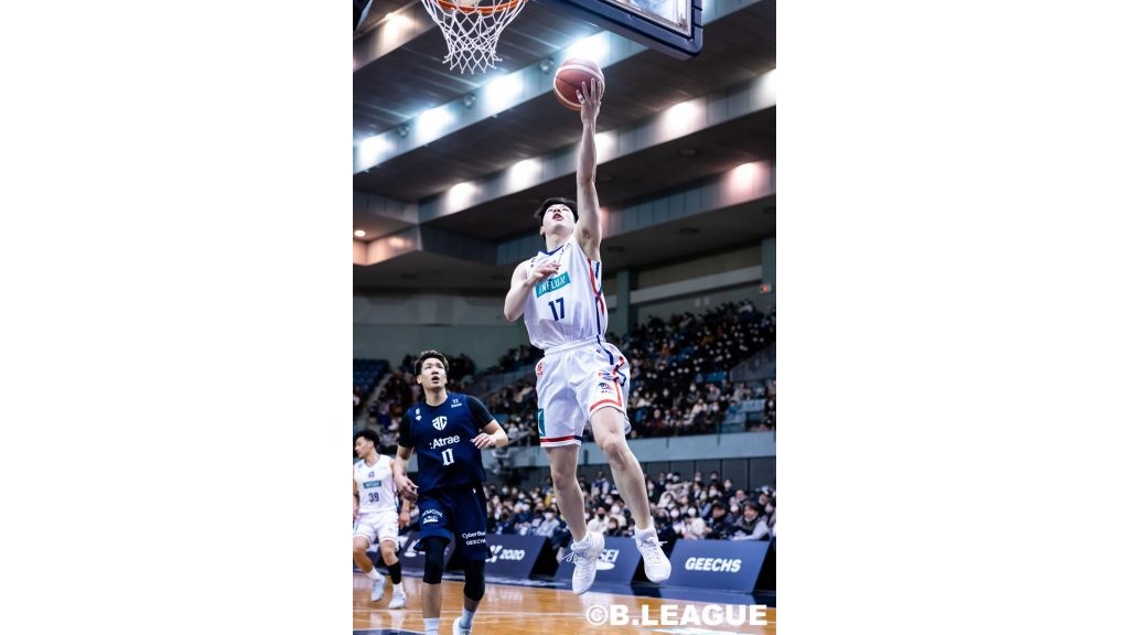 プロバスケB2青森ワッツはアルティーリ千葉に1勝1敗　PO進出へ3位をキープ