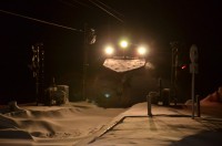 未明の弘南線を走るラッセル車