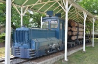 芦野公園内に保存された森林鉄道の車両