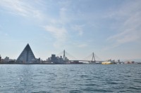 蒸気船「青い風号」から。ここから見るベイエリアが豪華客船で海外や県外の人たちが最初に見る青森市の風景なんだそうです。
