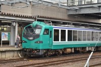 リゾートしらかみ「橅」編成。ハイブリッドの新型に置き換わるまであとわずか。