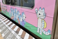 車体にはもちろん「１１ぴきのねこ」のキャラクターたちが