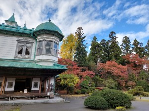 本編では少し触れただけですが、紅葉の盛美園もとても美しかったです。